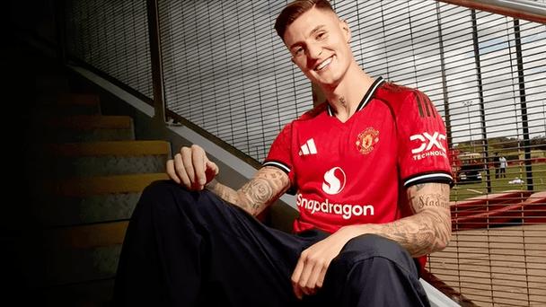 曼联首发:舍什科、姆伯莫出战插图 曼联首发:舍什科、姆伯莫出战插图