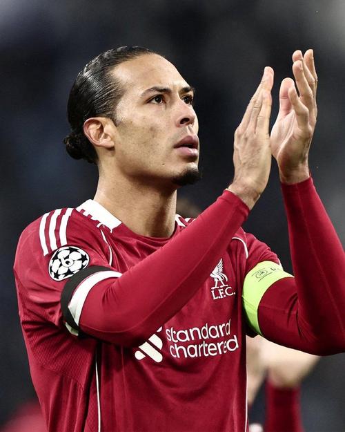 范戴克欧冠生涯5球5助：近7赛季仅5名后卫做到过