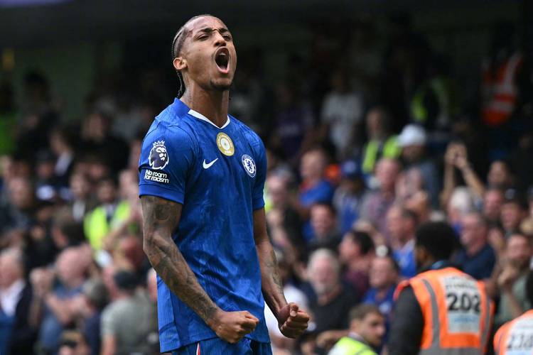 佩德罗：罗西尼尔要求切尔西球员冷静且放得开，下半场翻盘