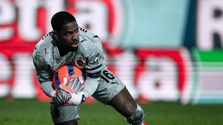 迈尼昂：近距离球打手也要判点球，难道要把胳膊砍掉吗？插图